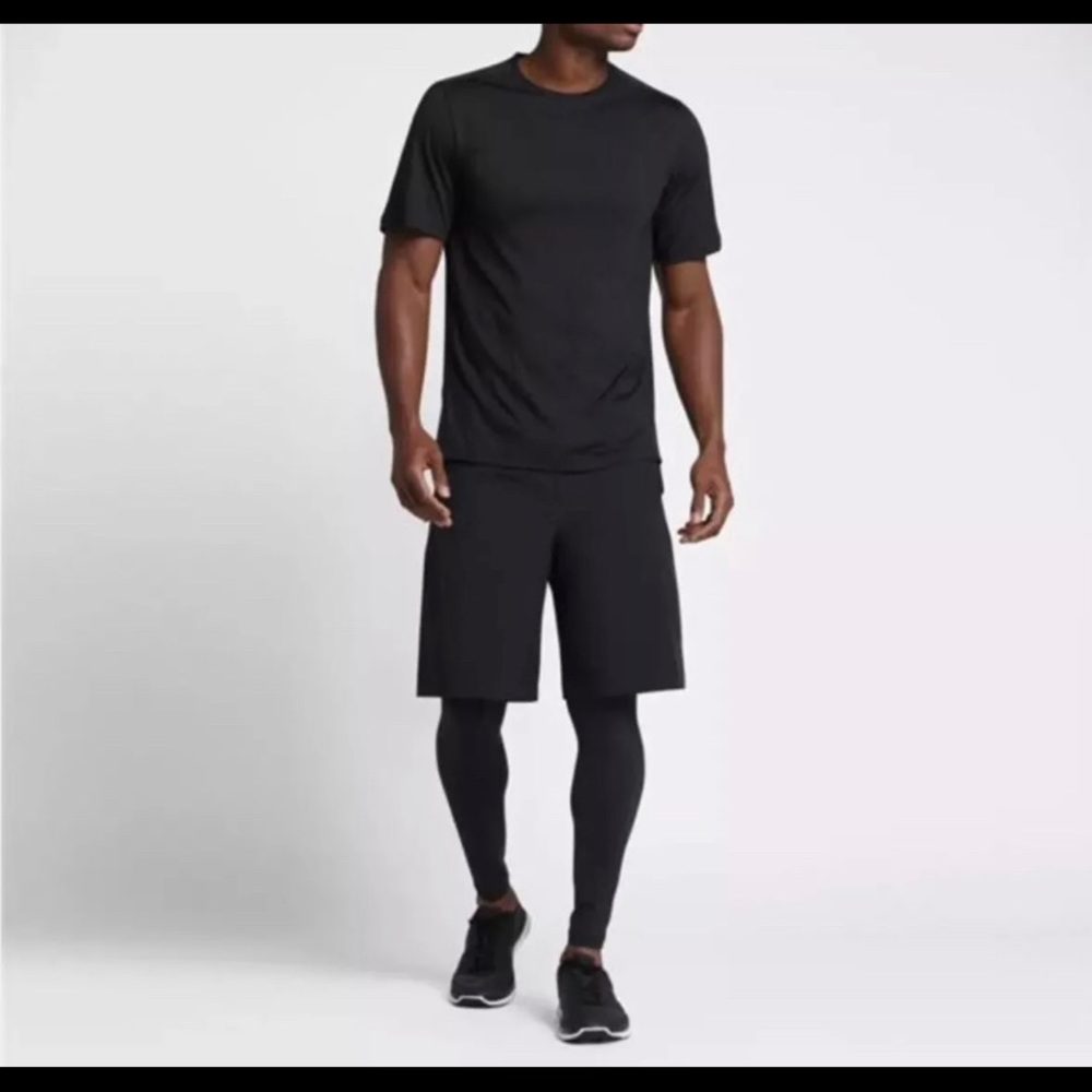 Nike NikeLab Essential T-Shirt Black S 849791-010